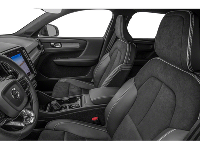 2019 Volvo XC40 R-Design