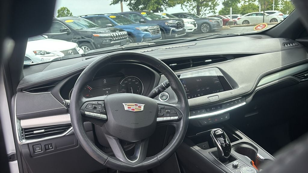 2021 Cadillac XT4 Premium Luxury