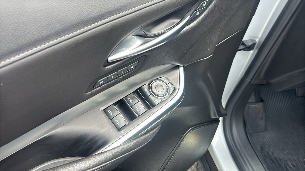 2021 Cadillac XT4 Premium Luxury