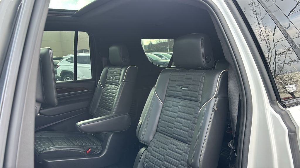 2022 Cadillac Escalade ESV Sport Platinum