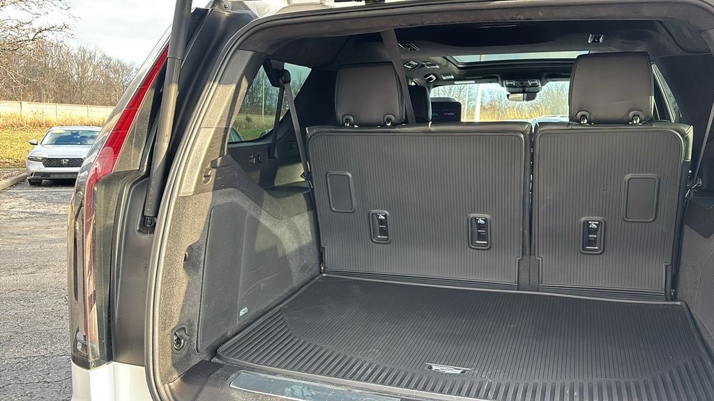 2022 Cadillac Escalade ESV Sport Platinum