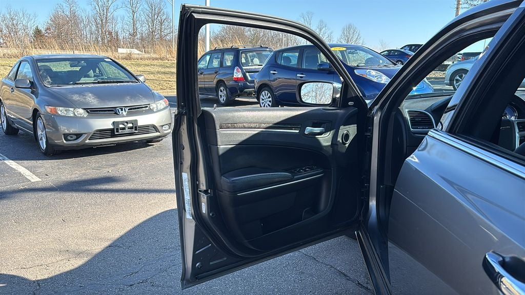 2011 Chrysler 300 Limited