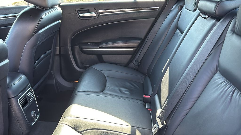 2011 Chrysler 300 Limited