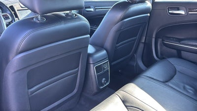 2011 Chrysler 300 Limited