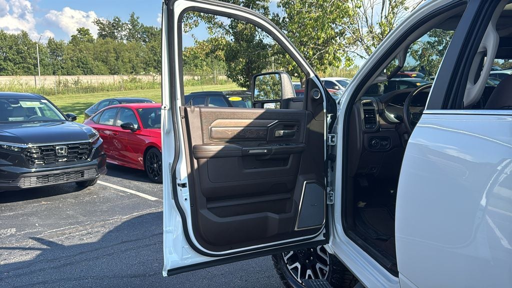 2025 RAM 2500 Limited
