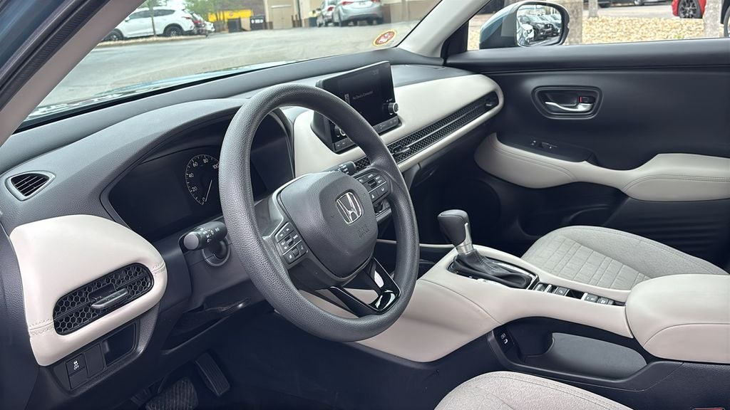 2025 Honda HR-V LX
