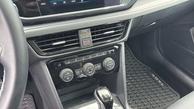 2024 Volkswagen Taos 1.5T SEL