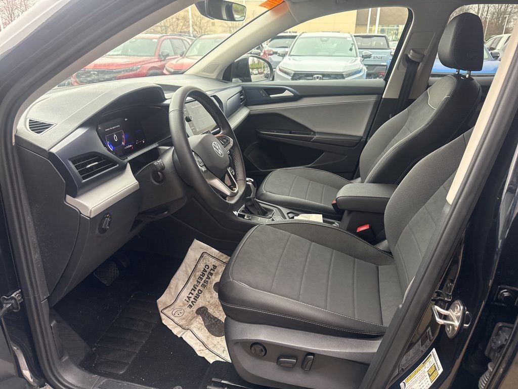 2024 Volkswagen Taos 1.5T SE