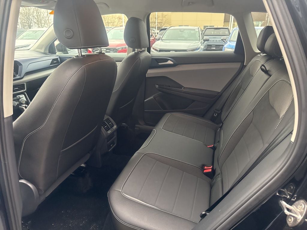 2024 Volkswagen Taos 1.5T SE