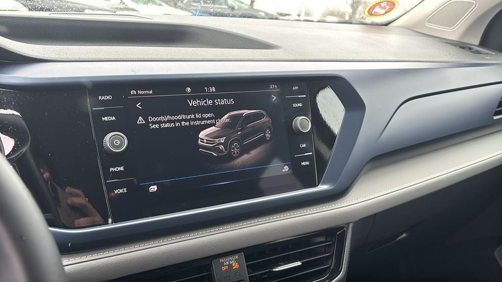 2024 Volkswagen Taos 1.5T SE