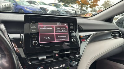 2022 Toyota Camry SE