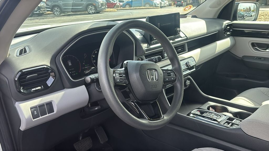 2023 Honda Pilot LX
