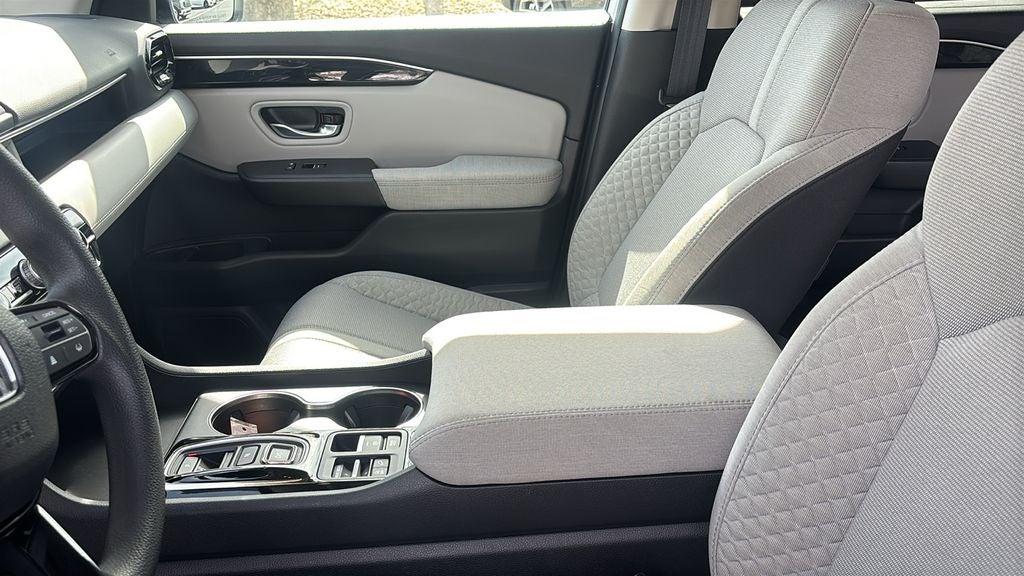2023 Honda Pilot LX