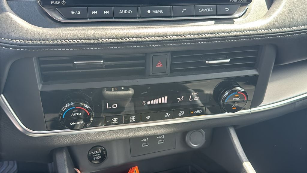 2025 Nissan Rogue SV