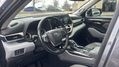 2021 Toyota Highlander Limited