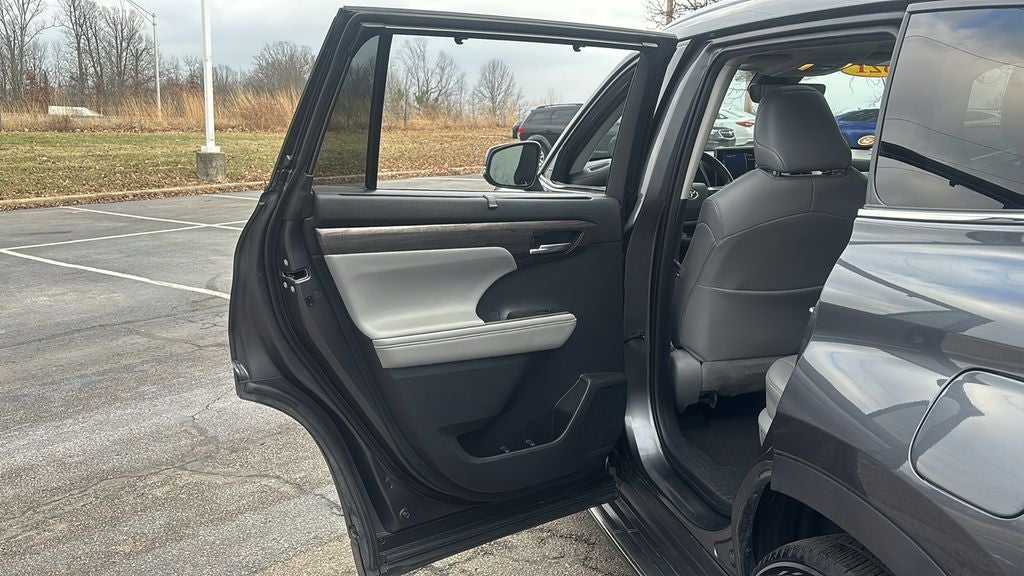 2021 Toyota Highlander Limited