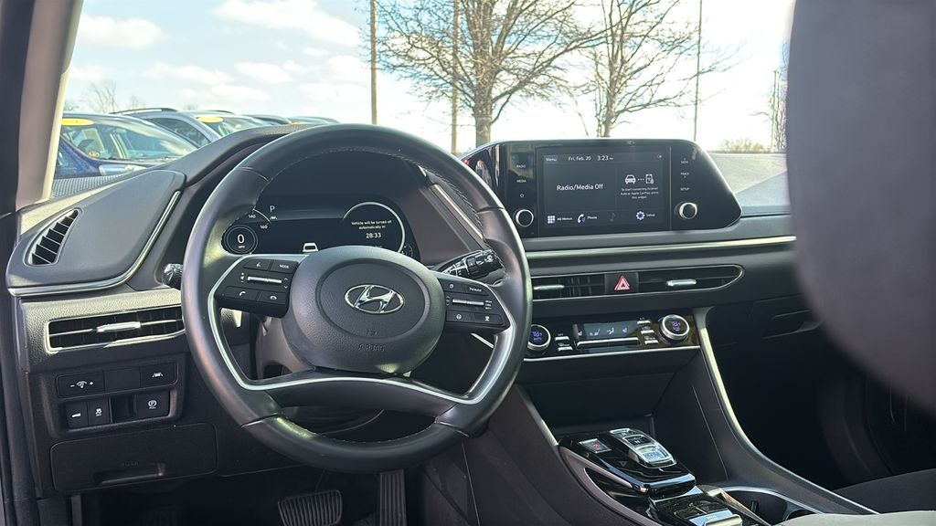 2022 Hyundai SONATA SEL