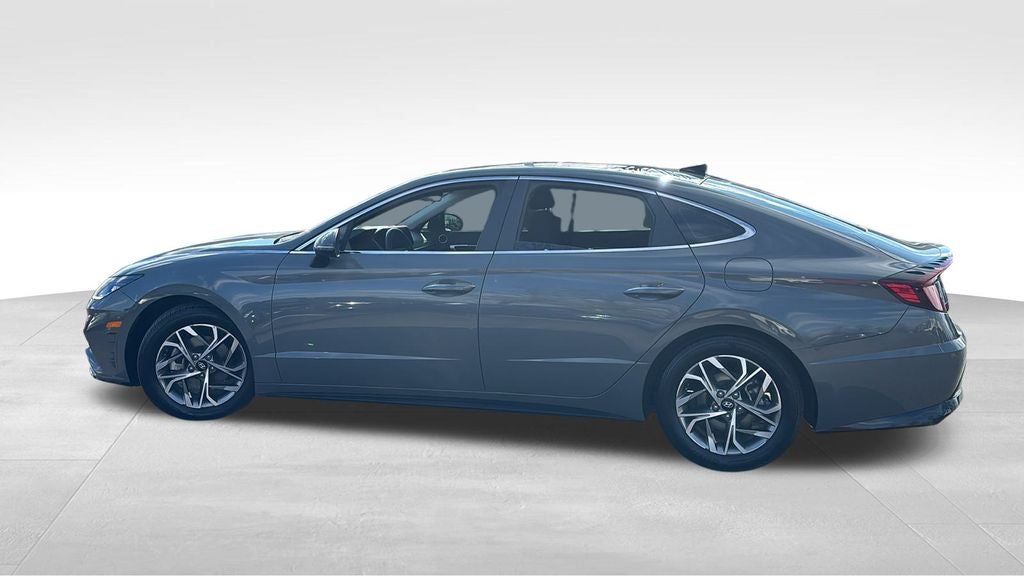 2022 Hyundai SONATA SEL