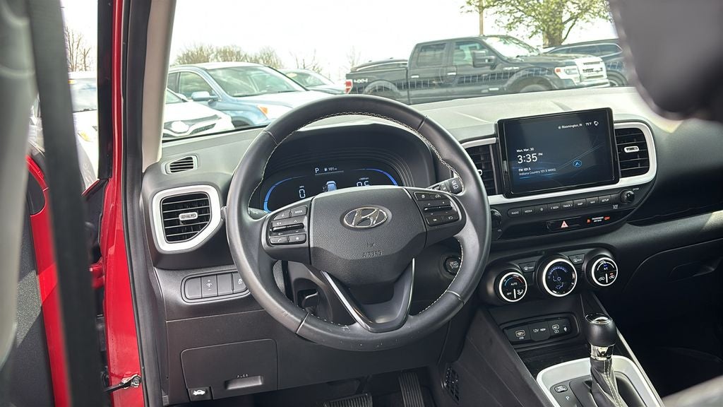 2023 Hyundai VENUE Limited