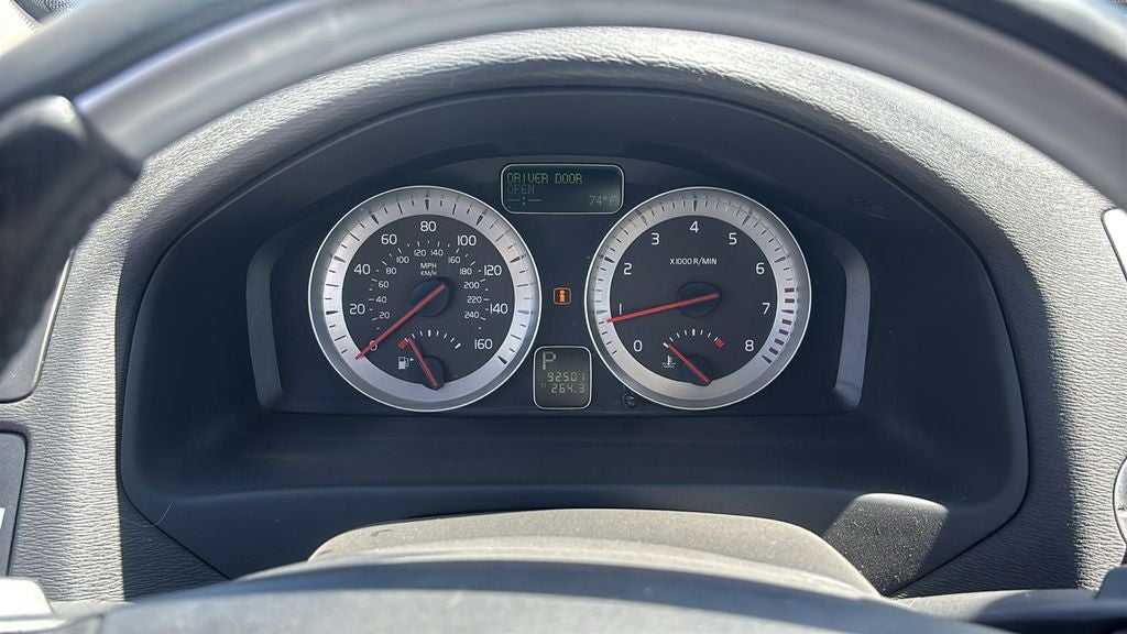 2011 Volvo C70 T5