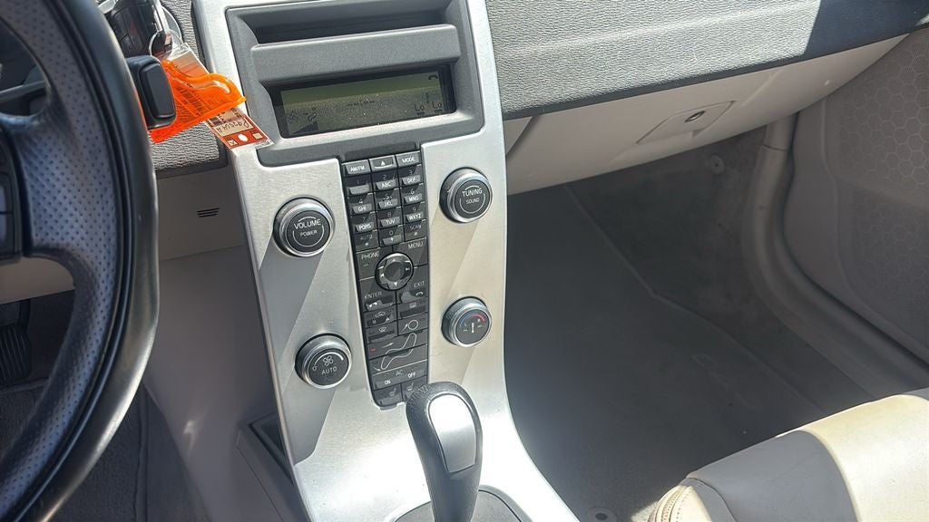 2011 Volvo C70 T5