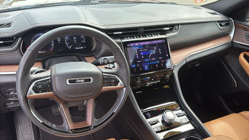 2025 Jeep Grand Cherokee Summit