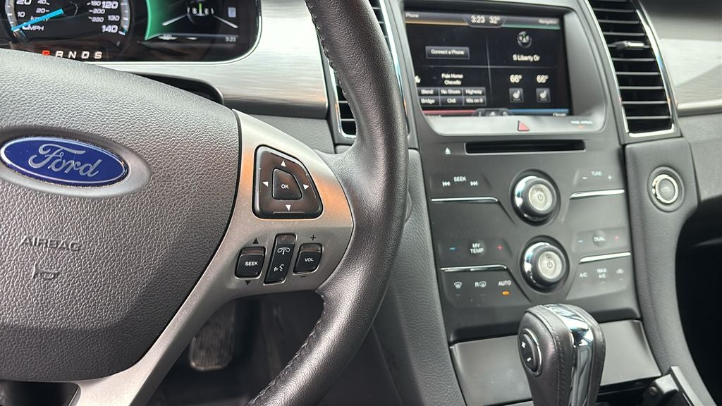 2015 Ford Taurus SEL