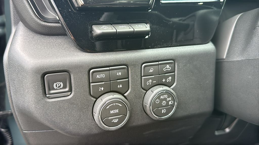 2026 Chevrolet Silverado 2500HD ZR2