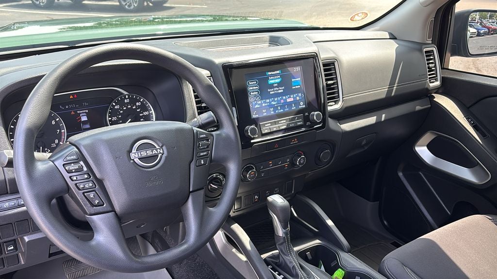 2022 Nissan Frontier SV