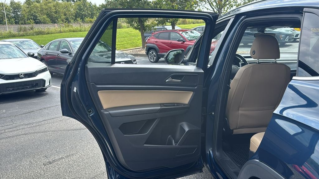 2020 Volkswagen Atlas Cross Sport 2.0T SE 4Motion