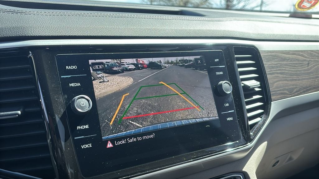 2023 Volkswagen Atlas 3.6L V6 SE w/Technology