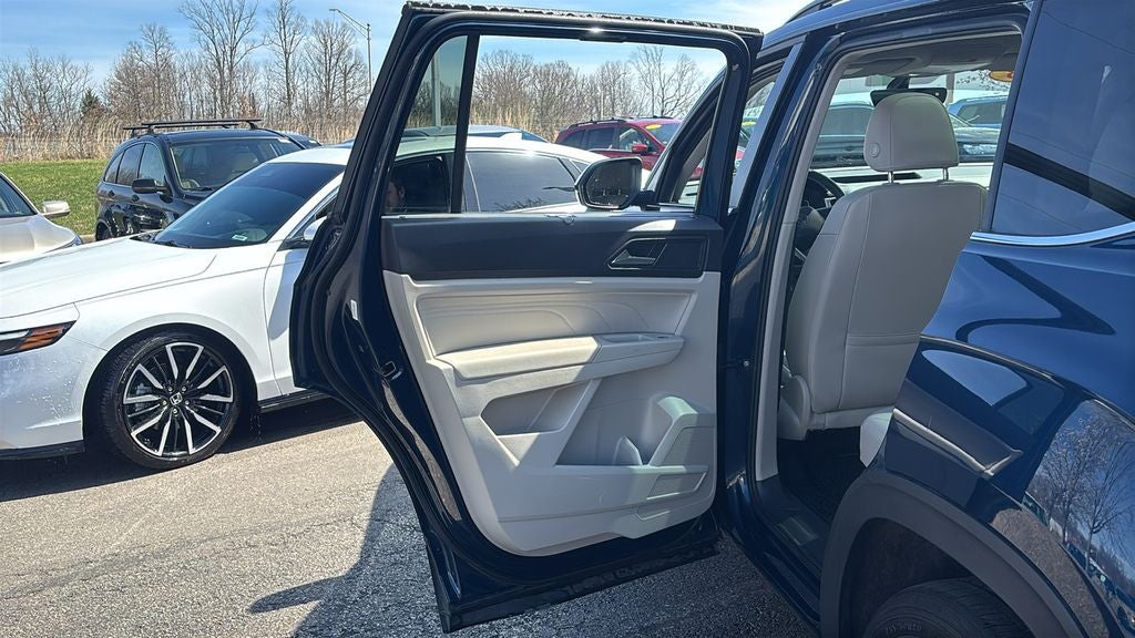 2023 Volkswagen Atlas 3.6L V6 SE w/Technology