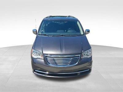 2016 Chrysler Town & Country Touring-L