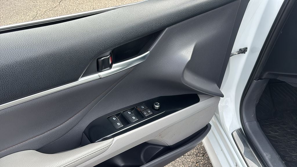 2018 Toyota Camry Hybrid XLE