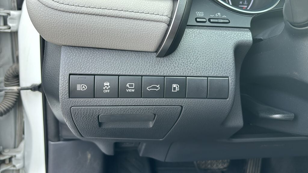 2018 Toyota Camry Hybrid XLE