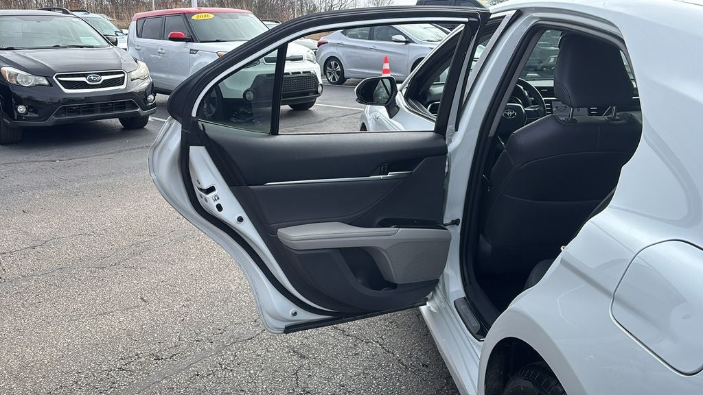 2018 Toyota Camry Hybrid XLE