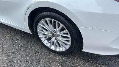 2018 Toyota Camry Hybrid XLE