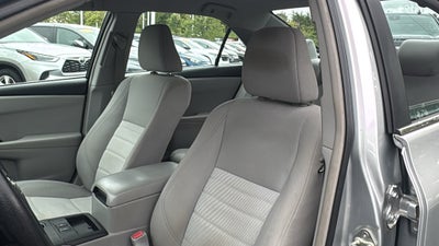 2016 Toyota Camry Hybrid LE