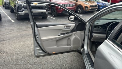 2016 Toyota Camry Hybrid LE