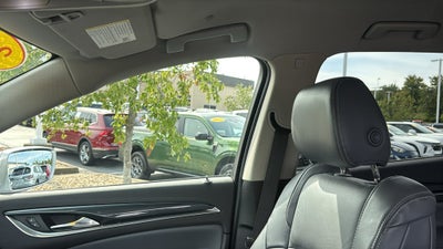 2018 Buick Enclave Essence