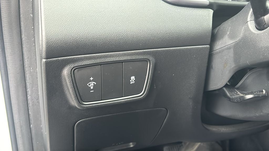 2022 Hyundai TUCSON SE