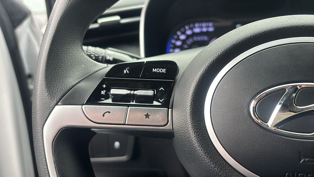 2022 Hyundai TUCSON SE