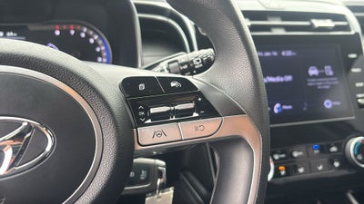 2022 Hyundai TUCSON SE
