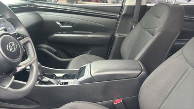 2022 Hyundai TUCSON SE