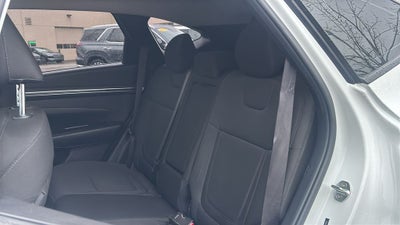 2022 Hyundai TUCSON SE