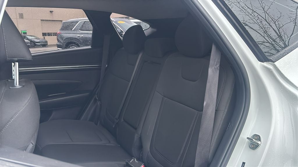 2022 Hyundai TUCSON SE