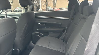 2022 Hyundai TUCSON SE