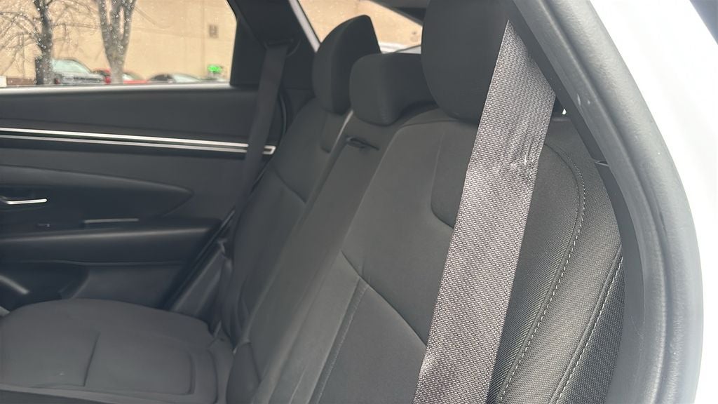 2022 Hyundai TUCSON SE