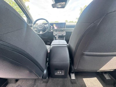2026 Hyundai TUCSON SE