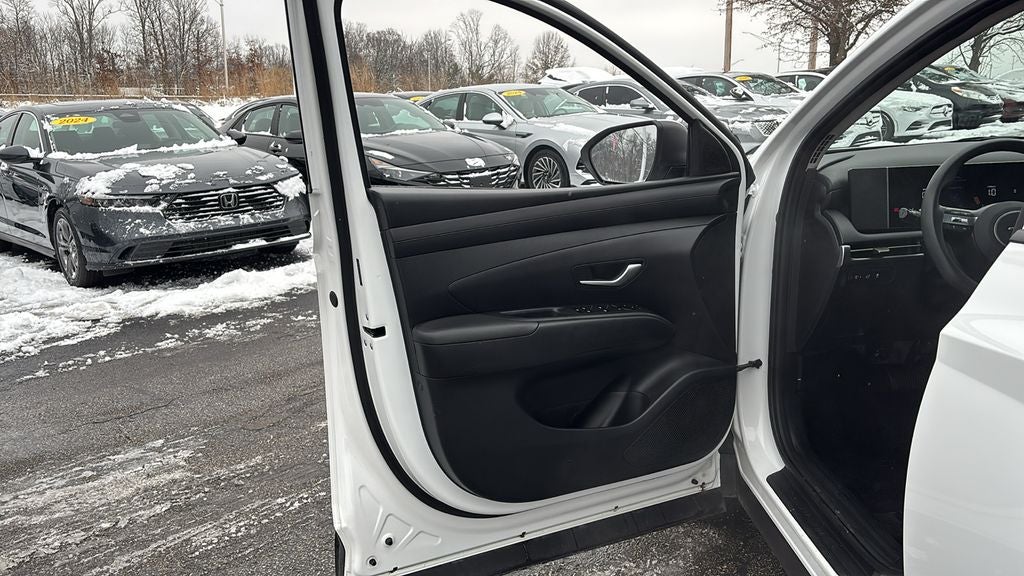 2025 Hyundai TUCSON SEL